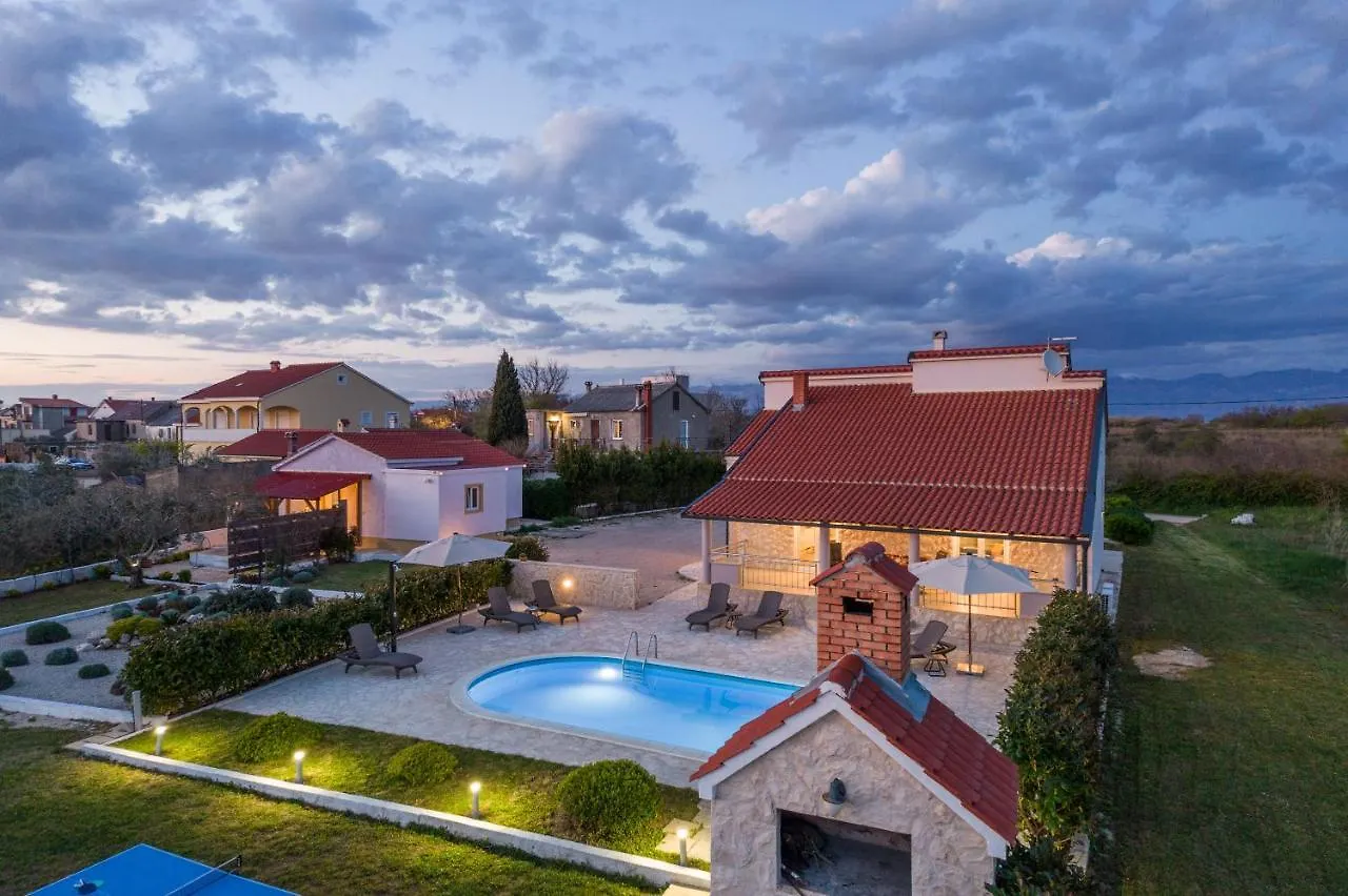 Holiday House Paula Privlaka